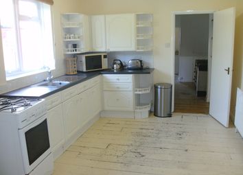 Thumbnail 1 bed flat to rent in High Road, Southampton