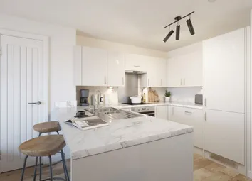 Convenient Breakfast Bar, Perfect For Entertaining