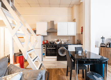 Thumbnail Studio to rent in Cromwell Road, Earls Court, London