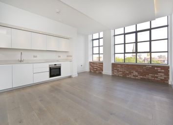 3 Bedrooms Flat to rent in The Textile Building, 31A Chatham Place E9