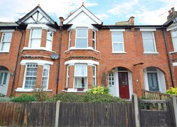 2 Bedrooms Maisonette to rent in Godstone Road, St Margarets, Twickenham TW1