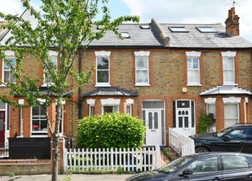 Twickenham - Terraced house to rent               ...