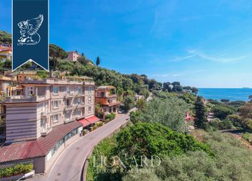 Thumbnail Hotel/guest house for sale in Lerici, La Spezia, Liguria