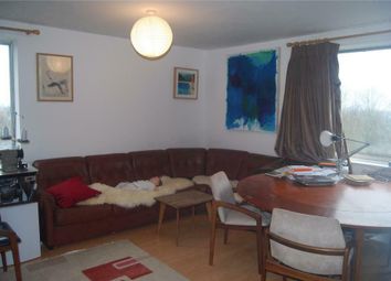 2 Bedrooms Flat to rent in Tenbury Close, Forest Gate E7