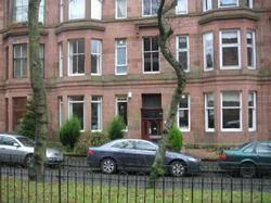 2 Bedrooms Flat to rent in Dudley Drive, Glasgow G12