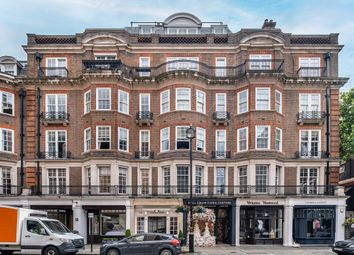Thumbnail Flat to rent in Davies Street, London