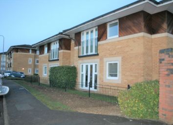 2 Bedrooms Flat to rent in Stafford Avenue, Hornchurch RM11