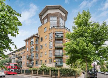 Thumbnail 2 bed flat for sale in Queens Drive, London