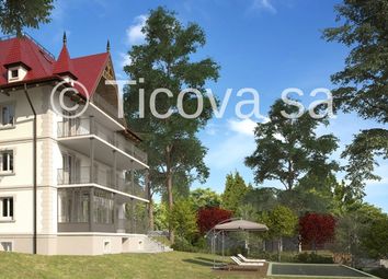 Thumbnail Apartment for sale in 28921, Intra, Italy