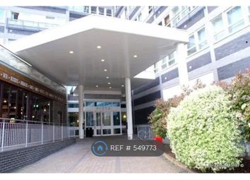 1 Bedrooms Flat to rent in The Vista Building, London SE18