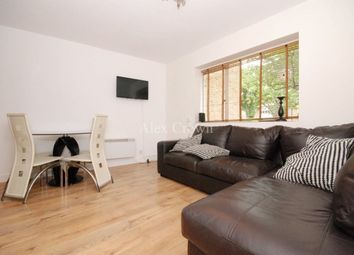 Thumbnail 1 bed flat to rent in Aberdeen Park, London