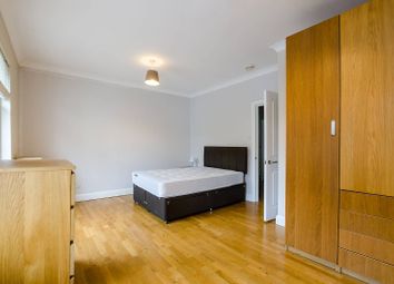 Thumbnail Maisonette to rent in King's Cross Road, King's Cross, London