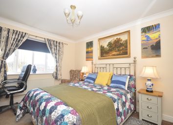 1 Bedrooms Flat to rent in John Newington Close, Kennington, Ashford TN24