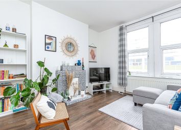 Thumbnail Flat to rent in Lavender Hill, Battersea, London