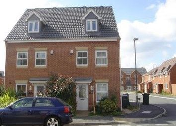 3 Bedroom Semi-detached house for rent