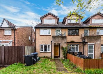 Thumbnail Maisonette to rent in Thorburn Way, Colliers Wood