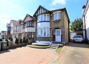 3 Bedrooms Semi-detached house for sale in Glenwood Grove, London NW9