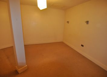 Thumbnail 1 bed flat to rent in Kirkgate, Bradford