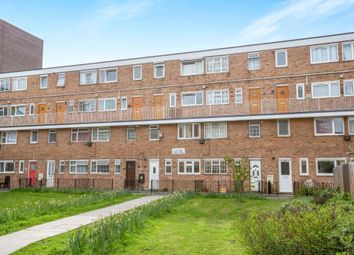 3 Bedrooms Flat for sale in Portia Way, Mile End E3