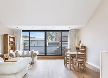 Thumbnail Flat for sale in Elliotts Place, London