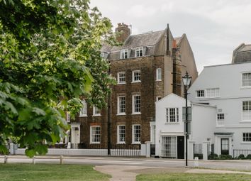 279506 - Kew Green_High Res-7.Jpg