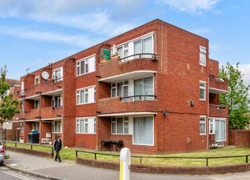 Flat F, 74 Darenth Road, Stamford Hill, London, N16 6Ed