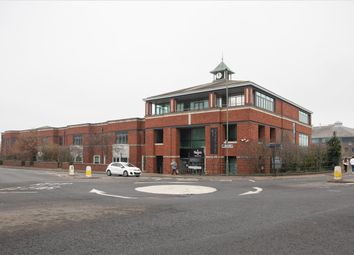 Thumbnail Serviced office to let in 1 Farnham Road, Guildford