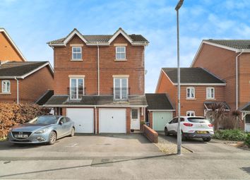 Thumbnail 3 bedroom town house for sale in Jubilee Close, Salisbury