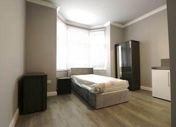 Thumbnail Room to rent in Thorold Road, Ilford, Essex