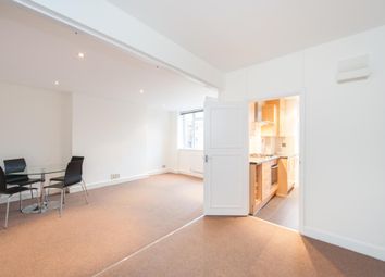 2 Bedrooms Flat to rent in Charlbert Court, Eamont Street, London NW8