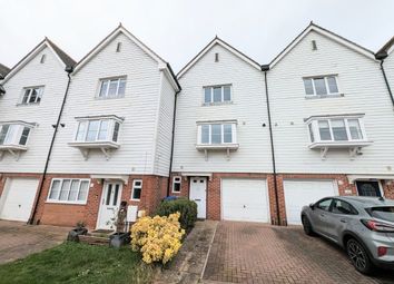 Thumbnail Property to rent in Granary Close, Horsham