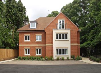 2 Bedrooms Flat for sale in South Lodge, London Road, Ascot, Berkshire SL5