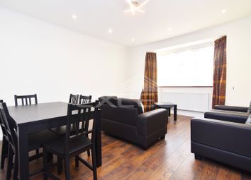 3 Bedrooms Flat to rent in Wentworth Court, Wentworth Avenue, Finchley Central N3