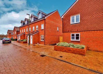 3 Bedroom Semi-detached house for rent