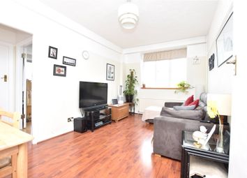 2 Bedrooms Flat for sale in Sherborne Court, Elmers End Road, London SE20