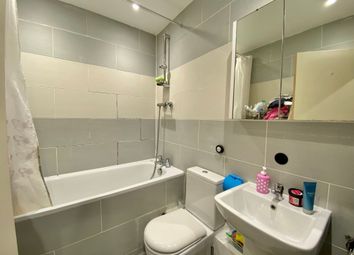 Thumbnail 3 bed flat to rent in Holloway Road, London