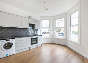 Thumbnail 1 bed flat to rent in Duckett Road, London