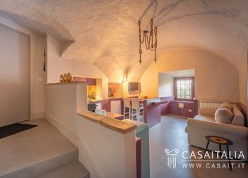 Thumbnail 2 bed apartment for sale in Eggi, Umbria, Italy