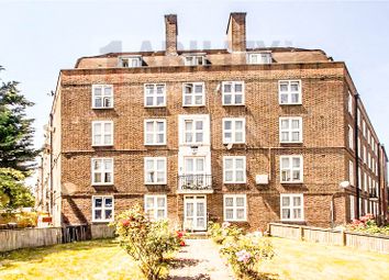 4 Bedrooms Flat to rent in Wandsworth Road, London SW8
