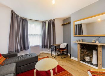 Thumbnail Flat to rent in Elmcourt Road, London