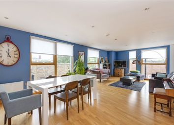 2 Bedrooms Flat for sale in Ink Court, Wick Lane Wharf E3