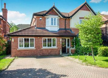 4 Bedrooms Detached house for sale in Glenville Close, Cheadle Hulme, Cheshire SK8