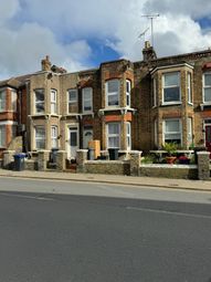 Thumbnail Flat to rent in Eaton Road, Margate