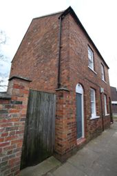 2 Bedroom Semi-detached house for rent