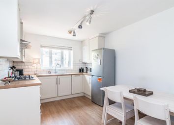 2 Bedrooms Flat to rent in Nursery Lane, London E2