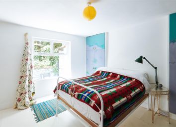 1 Bedrooms Flat for sale in Rucklidge Avenue, Willesden Junction, London NW10