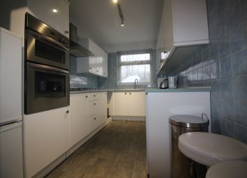 2 Bedrooms Flat to rent in Hampton Road, Lonodn, Chingford E4