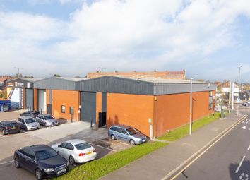 Thumbnail Industrial to let in Fullers Way South, Chessington
