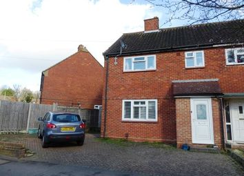 3 Bedrooms Semi-detached house for sale in Moor Lane, Chessington KT9