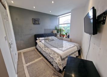 Thumbnail Studio to rent in Pembury Road, Hackney, London